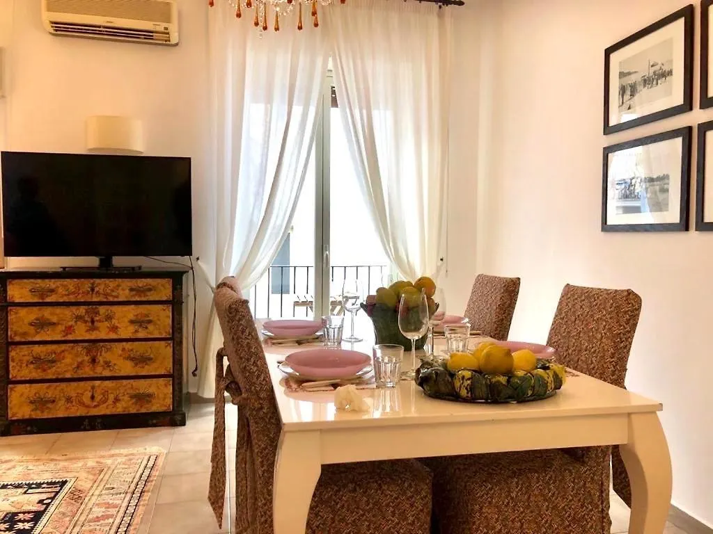 Casa Cariddi Boutique Apartment Taormina 0*,  Italy