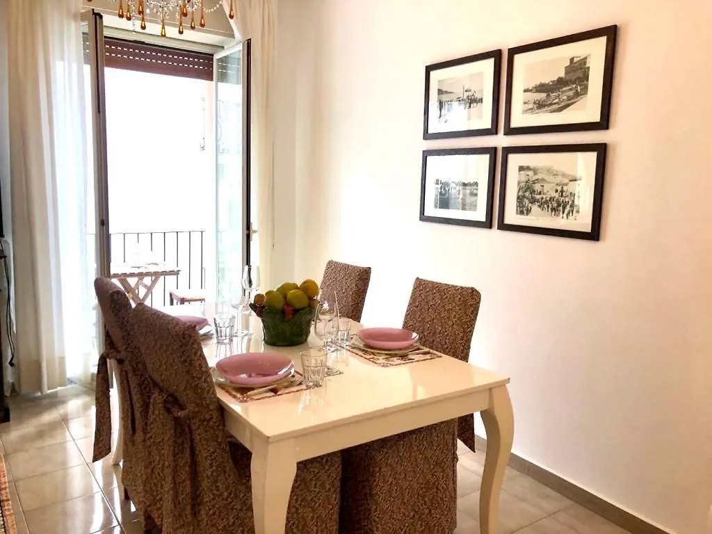 Casa Cariddi Boutique Apartment Taormina Italien
